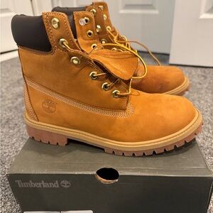 Timberland Brown Boots (Kids 6.5)